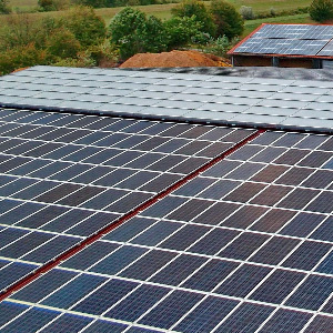 Photovoltaik von GRAMMER Solar für Industrie, Gewerbe und Landwirtschaft