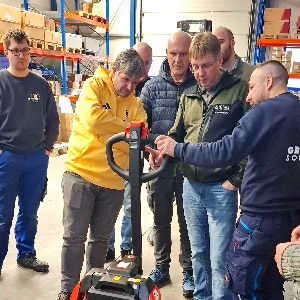 Kontinuierliche Weiterbildung bei GRAMMER Solar